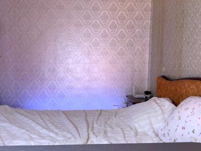 WhitleyClanin live cam preview