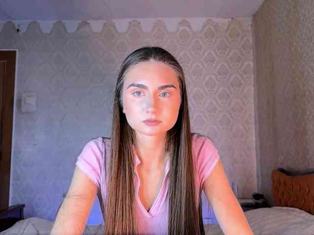 WhitleyClanin webcam