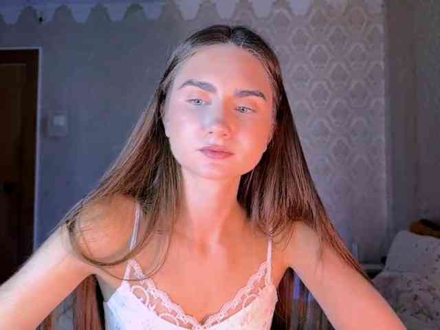 WhitleyClanin webcam