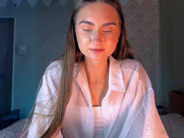 WhitleyClanin webcam