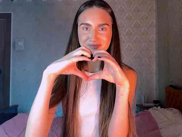 WhitleyClanin webcam