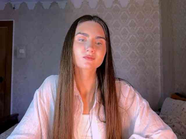 WhitleyClanin webcam
