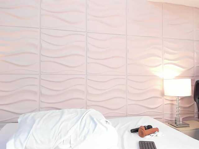 AteneaPercy live cam on BongaCams