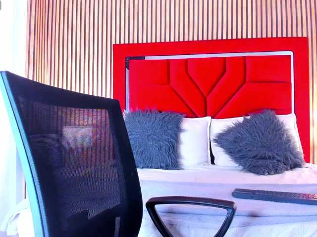 Amelia-26 live cam on BongaCams
