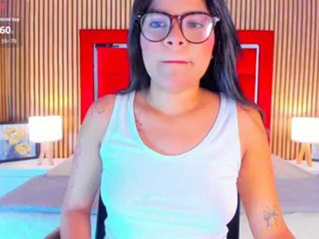 Amelia-26 live cam on BongaCams