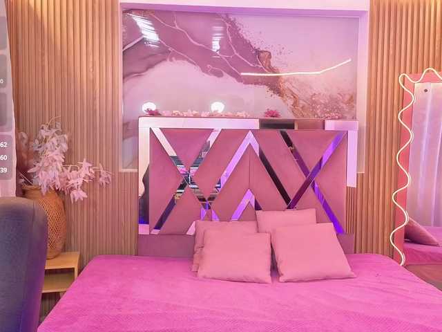 AUROORA-TAY live cam preview