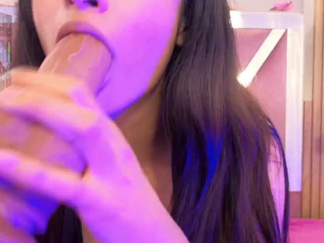 AUROORA-TAY live cam on BongaCams