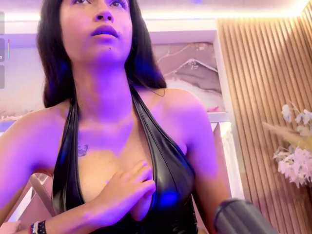 AUROORA-TAY live cam on BongaCams
