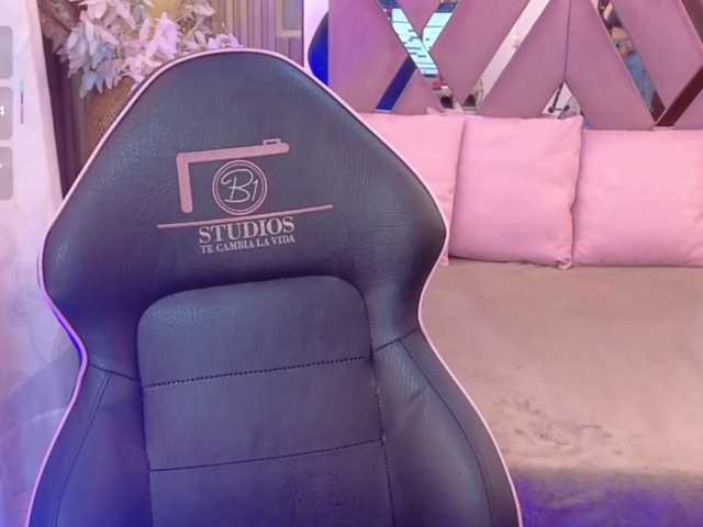 AUROORA-TAY live cam preview