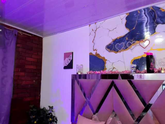TEFFANNIA-TAY live cam on BongaCams