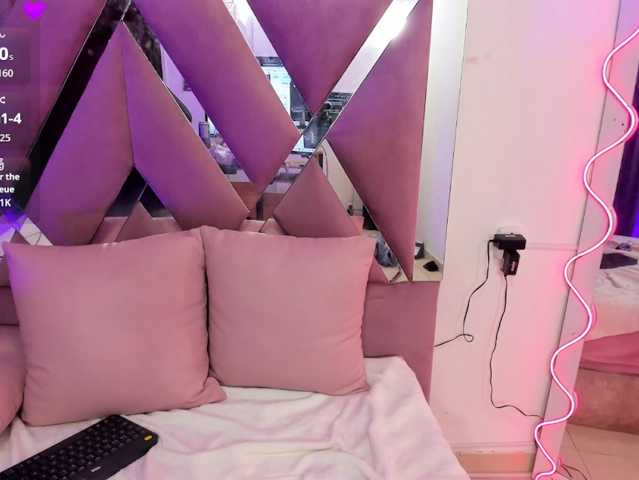 TEFFANNIA-TAY live cam on BongaCams