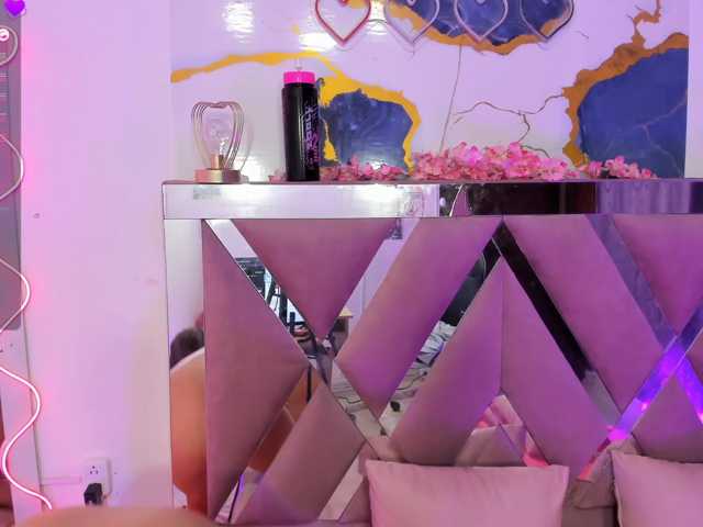 TEFFANNIA-TAY live cam on BongaCams