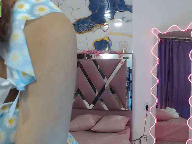TEFFANNIA-TAY webcam
