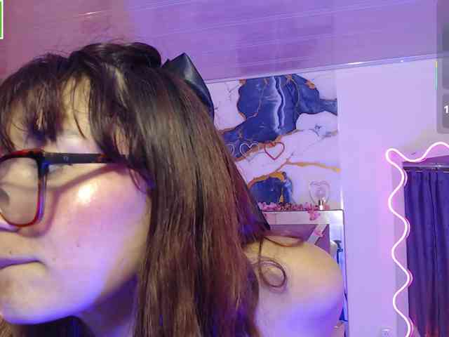 TEFFANNIA-TAY webcam