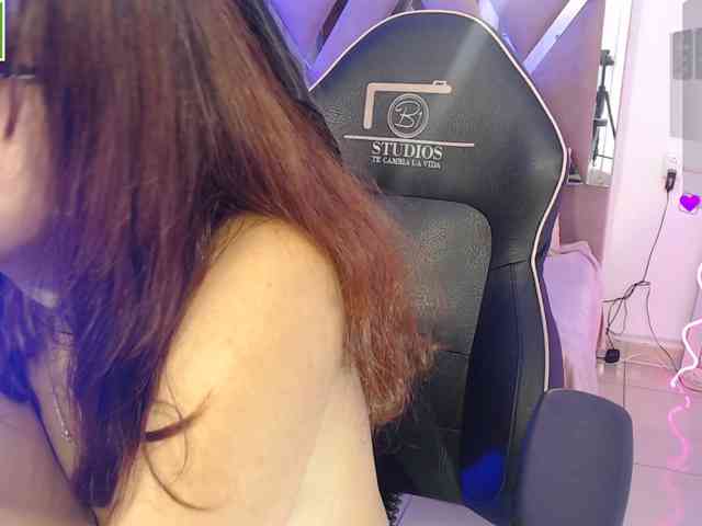 TEFFANNIA-TAY webcam
