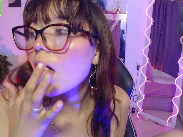 TEFFANNIA-TAY webcam