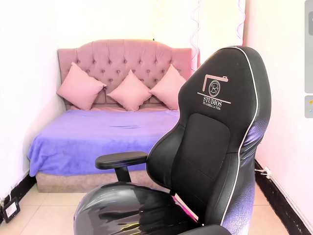ZAAFIRA-TAY live cam on BongaCams