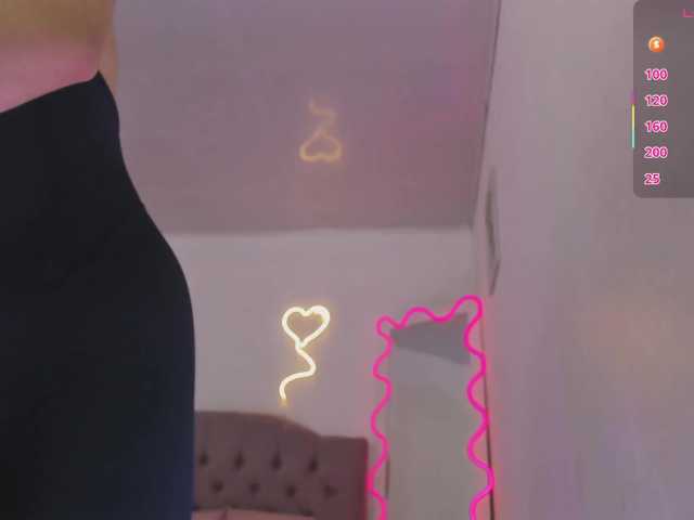 ZAAFIRA-TAY live cam on BongaCams