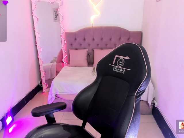 ZAAFIRA-TAY live cam on BongaCams