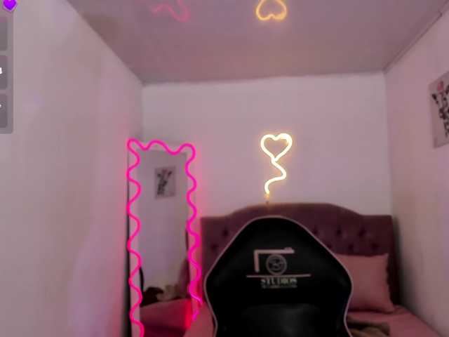 ZAAFIRA-TAY live cam on BongaCams