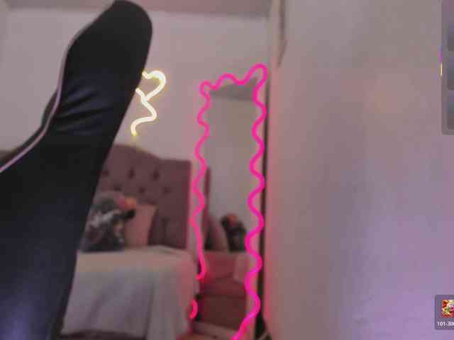 ZAAFIRA-TAY webcam
