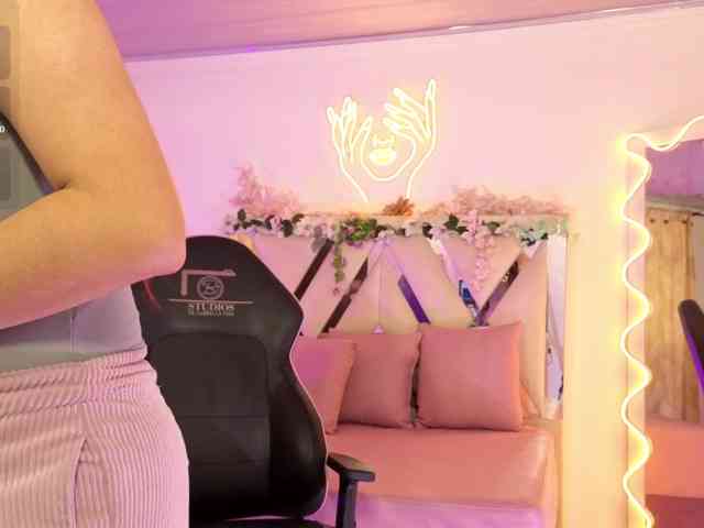 ZAAFIRA-TAY webcam