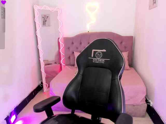 ZAAFIRA-TAY webcam