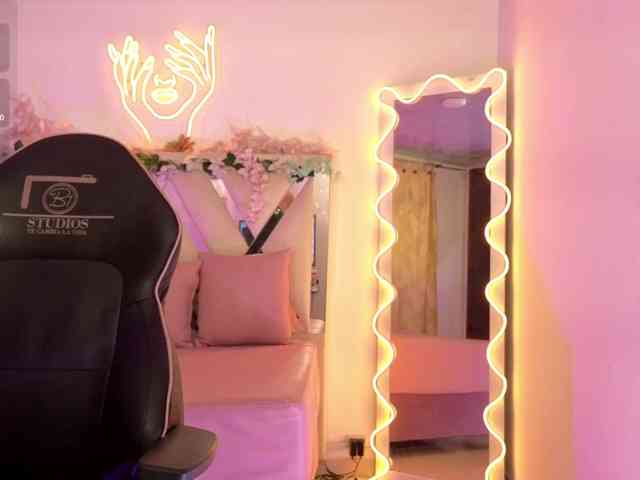 ZAAFIRA-TAY webcam