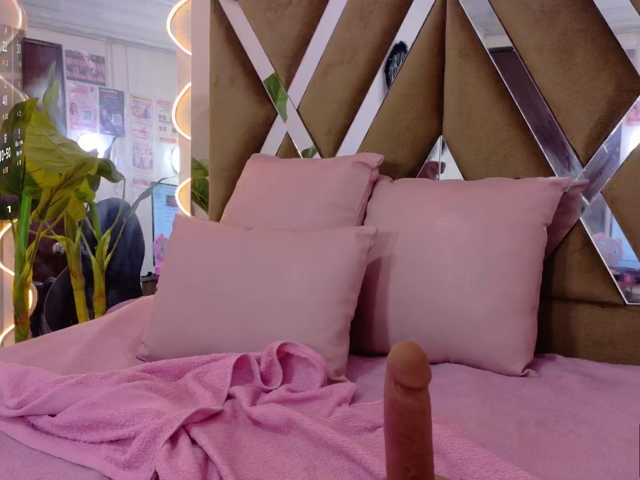 DULCEPEARL-TAY live cam on BongaCams