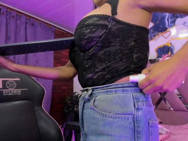 DULCEPEARL-TAY live cam on BongaCams