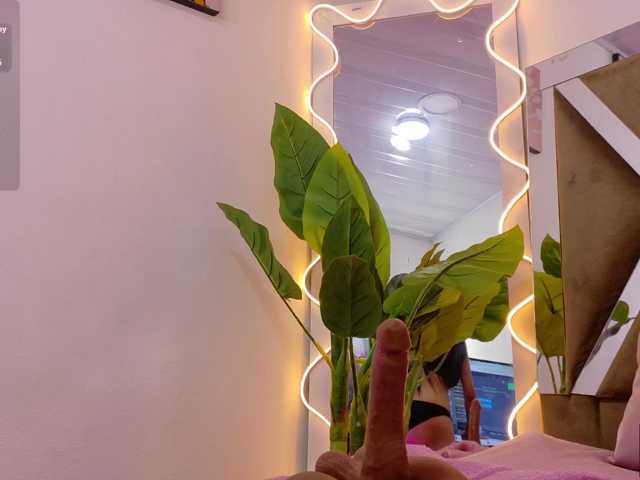 DULCEPEARL-TAY live cam preview