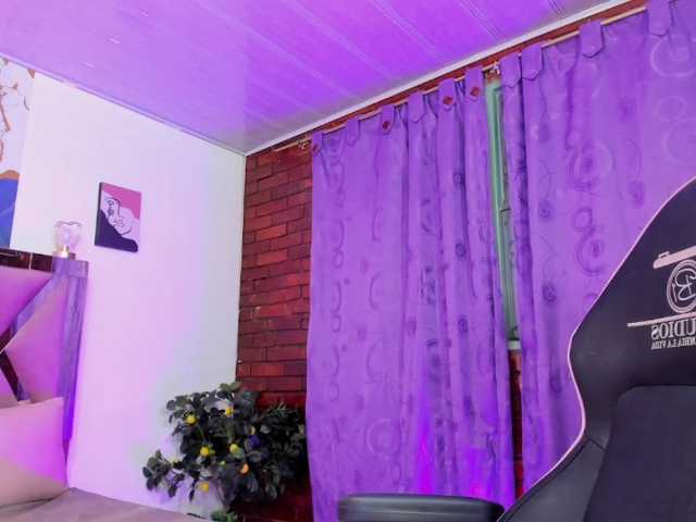 DULCEPEARL-TAY live cam on BongaCams