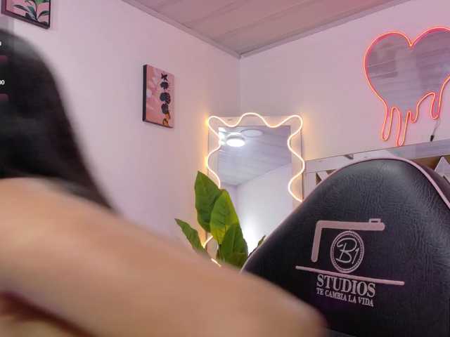 DULCEPEARL-TAY live cam on BongaCams