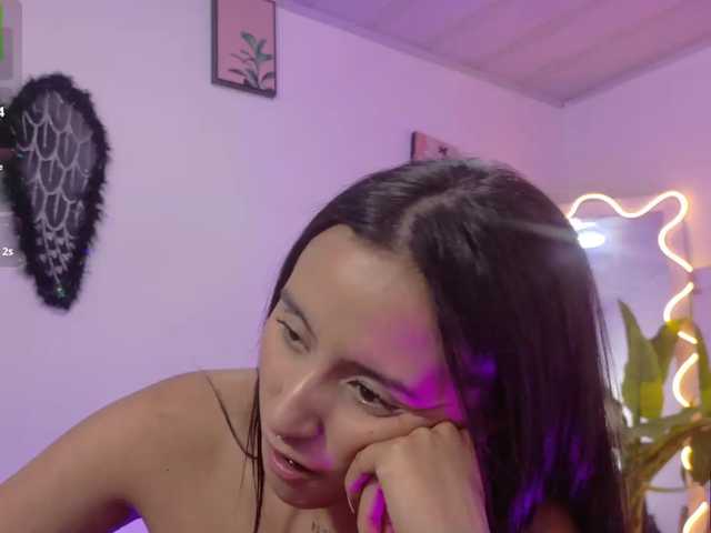 DULCEPEARL-TAY live cam on BongaCams