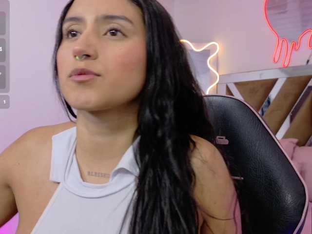 DULCEPEARL-TAY live cam preview