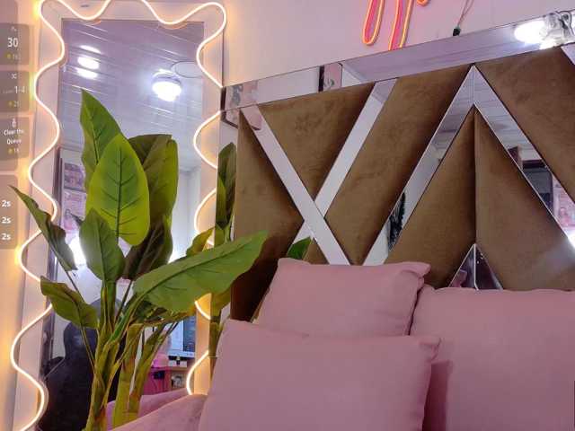 DULCEPEARL-TAY live cam on BongaCams