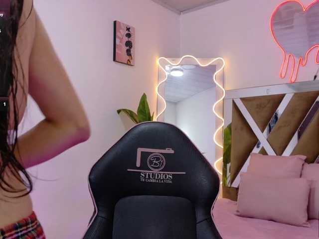 DULCEPEARL-TAY live cam on BongaCams