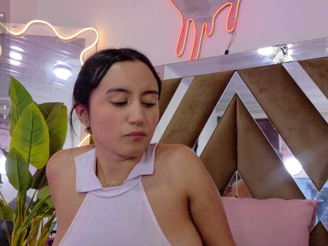 DULCEPEARL-TAY live cam on BongaCams
