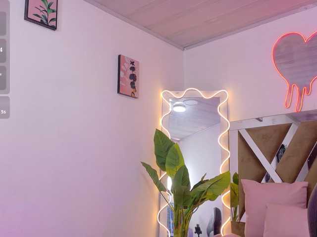 DULCEPEARL-TAY live cam preview
