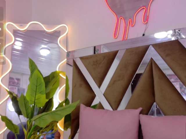 DULCEPEARL-TAY live cam on BongaCams