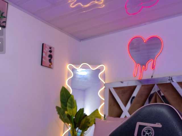 DULCEPEARL-TAY live cam on BongaCams