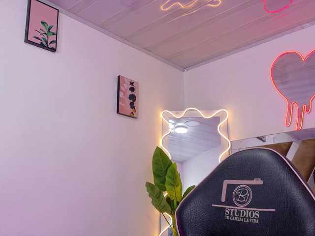 DULCEPEARL-TAY live cam on BongaCams