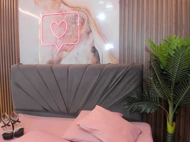 CANDDY-TAY1 live cam on BongaCams