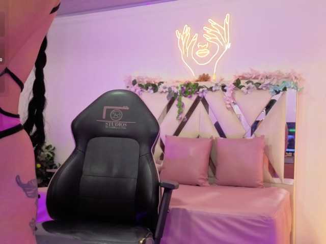 CANDDY-TAY1 live cam on BongaCams