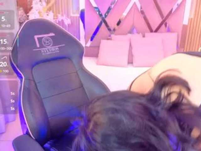 JENAYE-TAY live cam preview