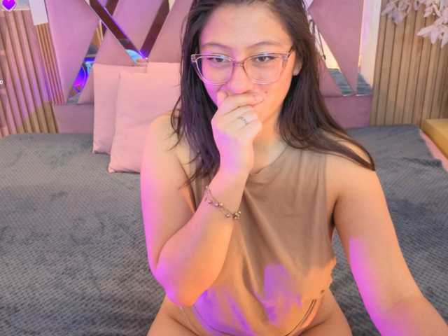 JENAYE-TAY live cam preview
