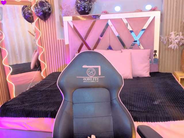 JENAYE-TAY live cam on BongaCams