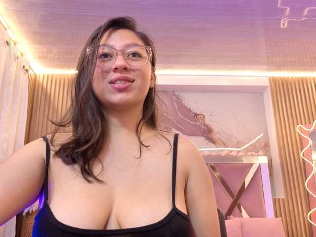 JENAYE-TAY live cam on BongaCams