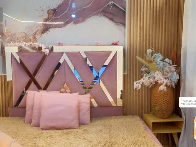 JENAYE-TAY live cam on BongaCams