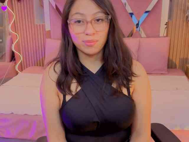 JENAYE-TAY
